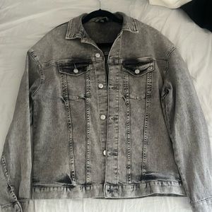 Never use grey, Jean jacket
